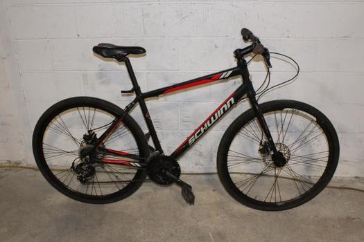 Schwinn Circuit Hybrid Bike | Property Room