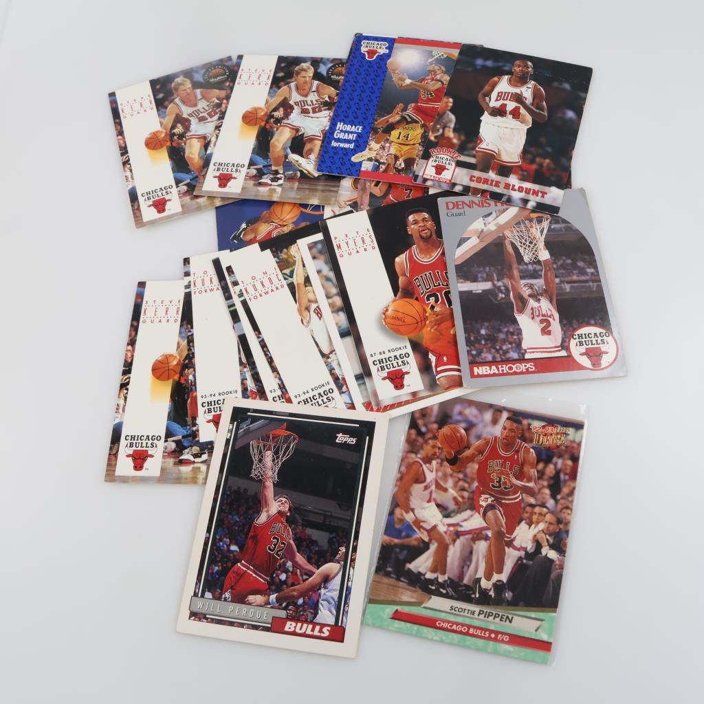 10+ Bulls Basketball Trading Cards, Includes Scottie Pippen
