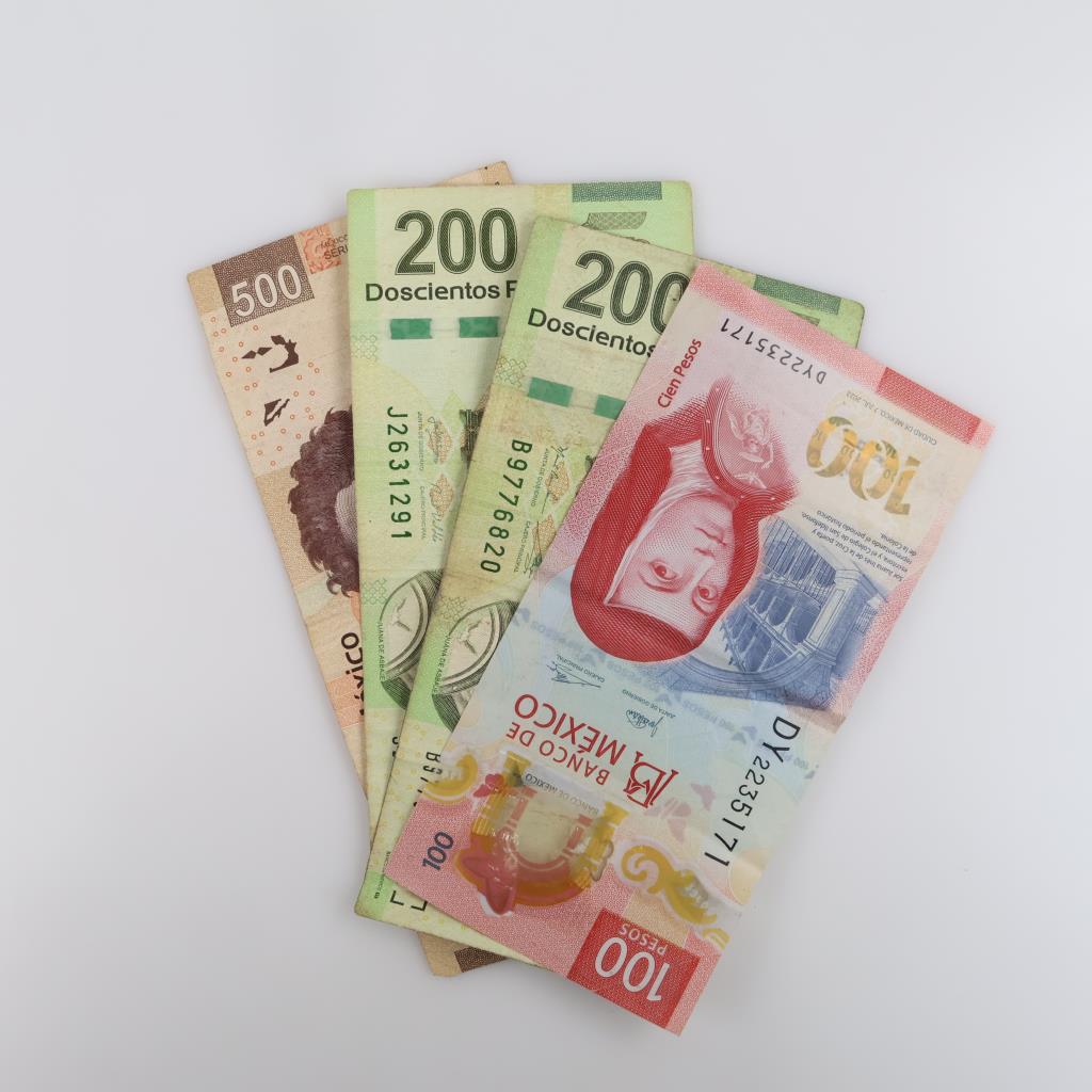 1,000 Mexican Pesos