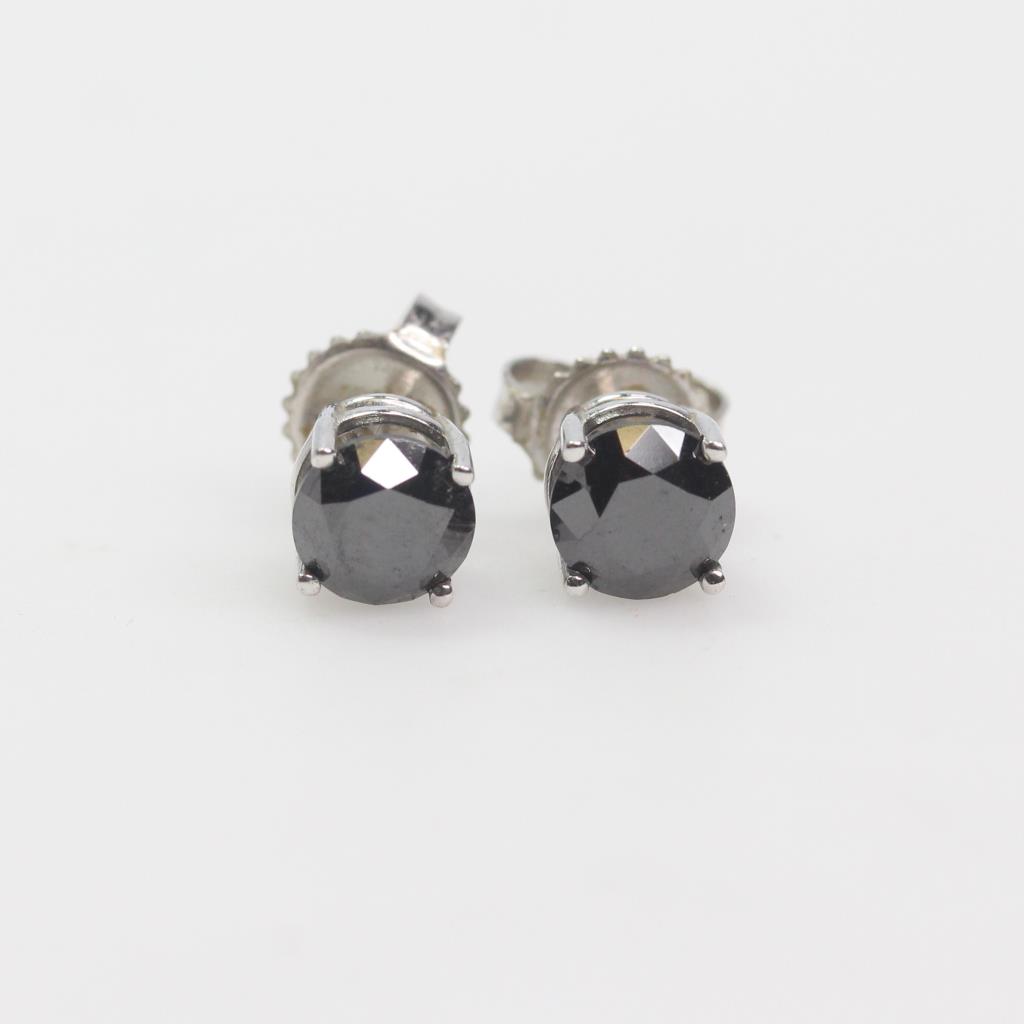 10k White Gold 1 45g Earrings With Black Stones Property Room
