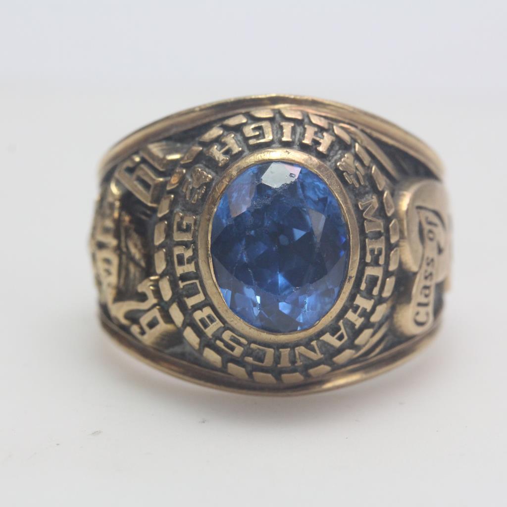 10kt Gold 15.44g High School Class Ring With Blue Stone | Property Room