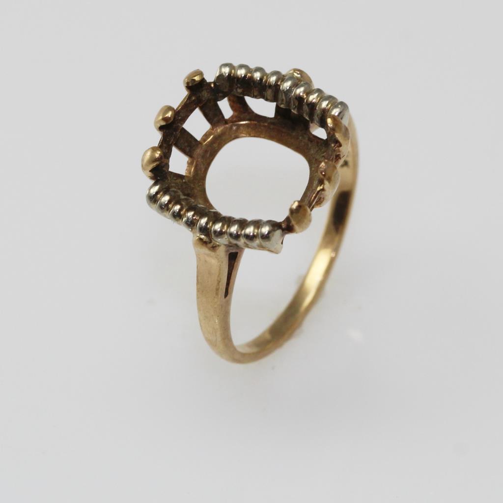 10kt Gold 2 8g Ring Missing Stone Property Room