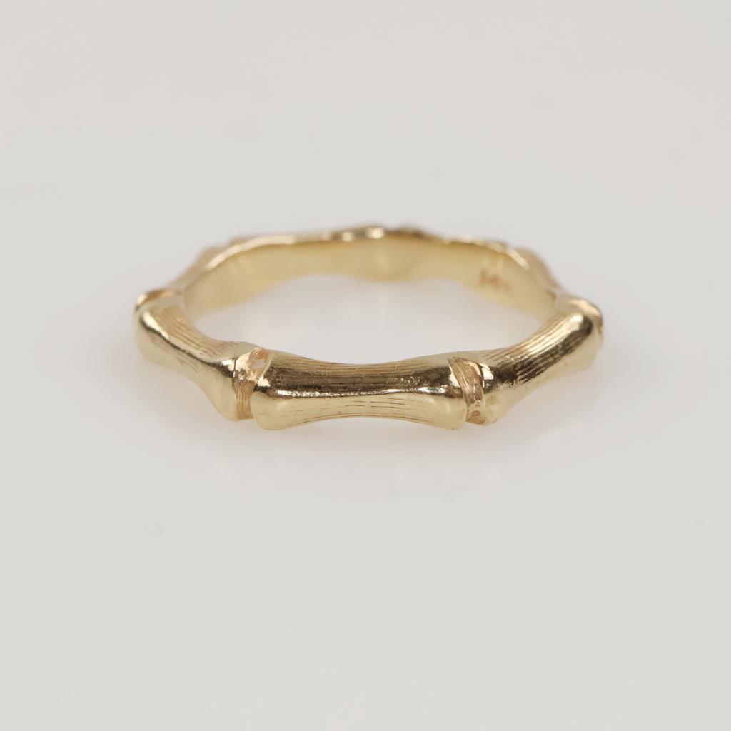 10kt Gold Band