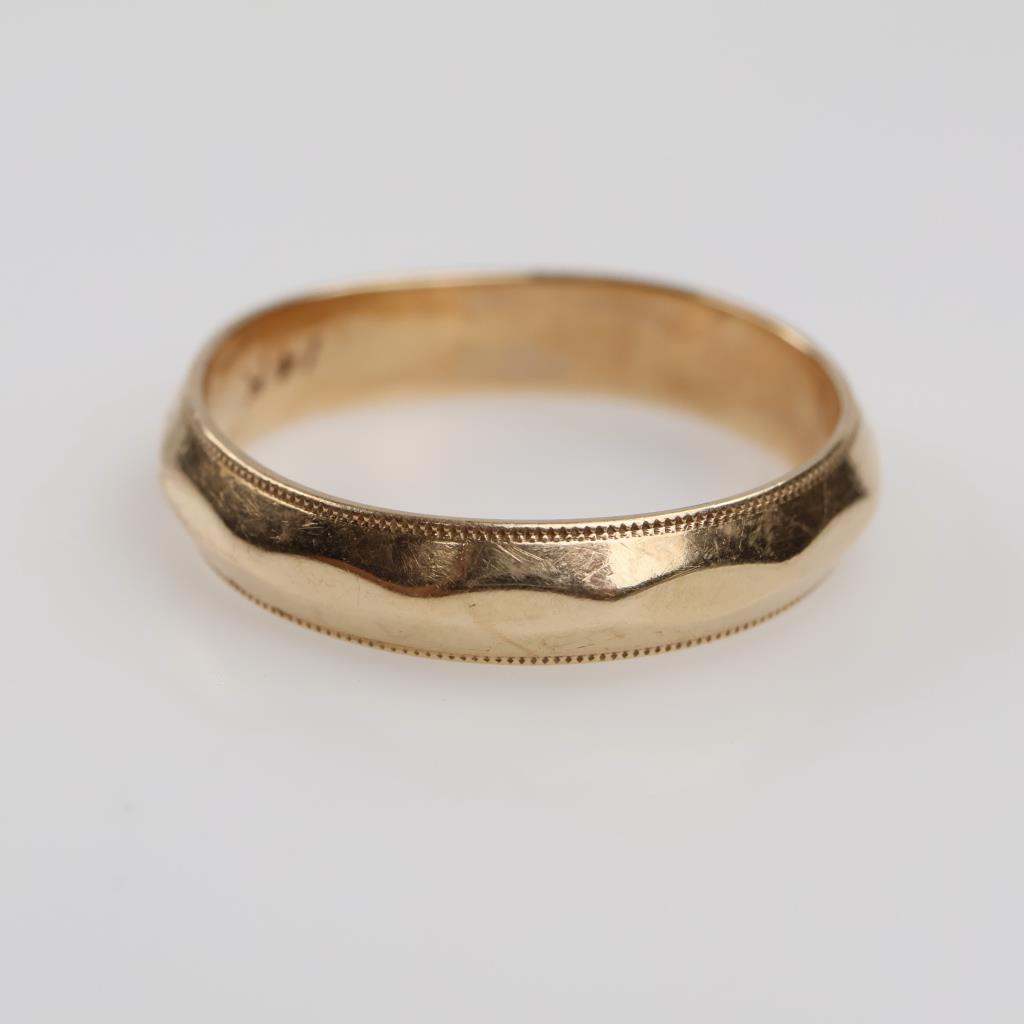 10kt Gold Band