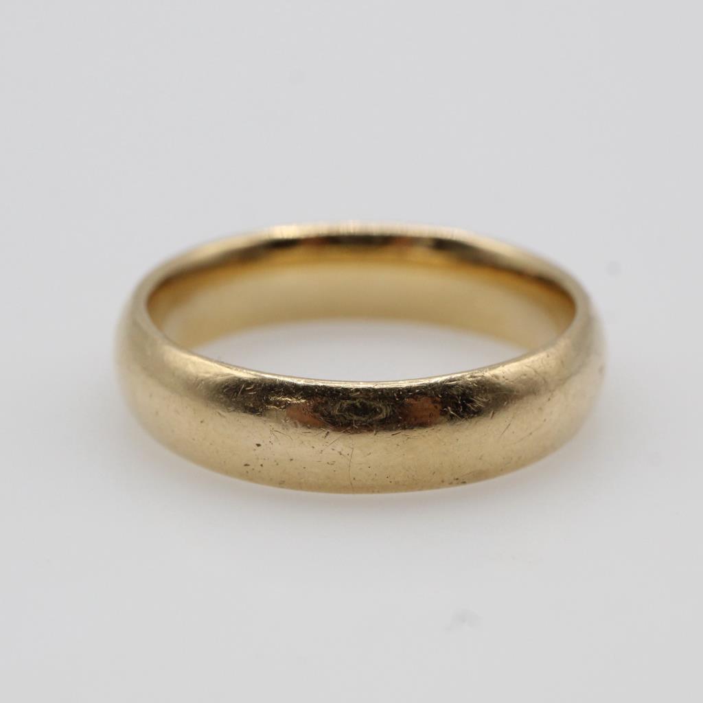 10kt Gold Band