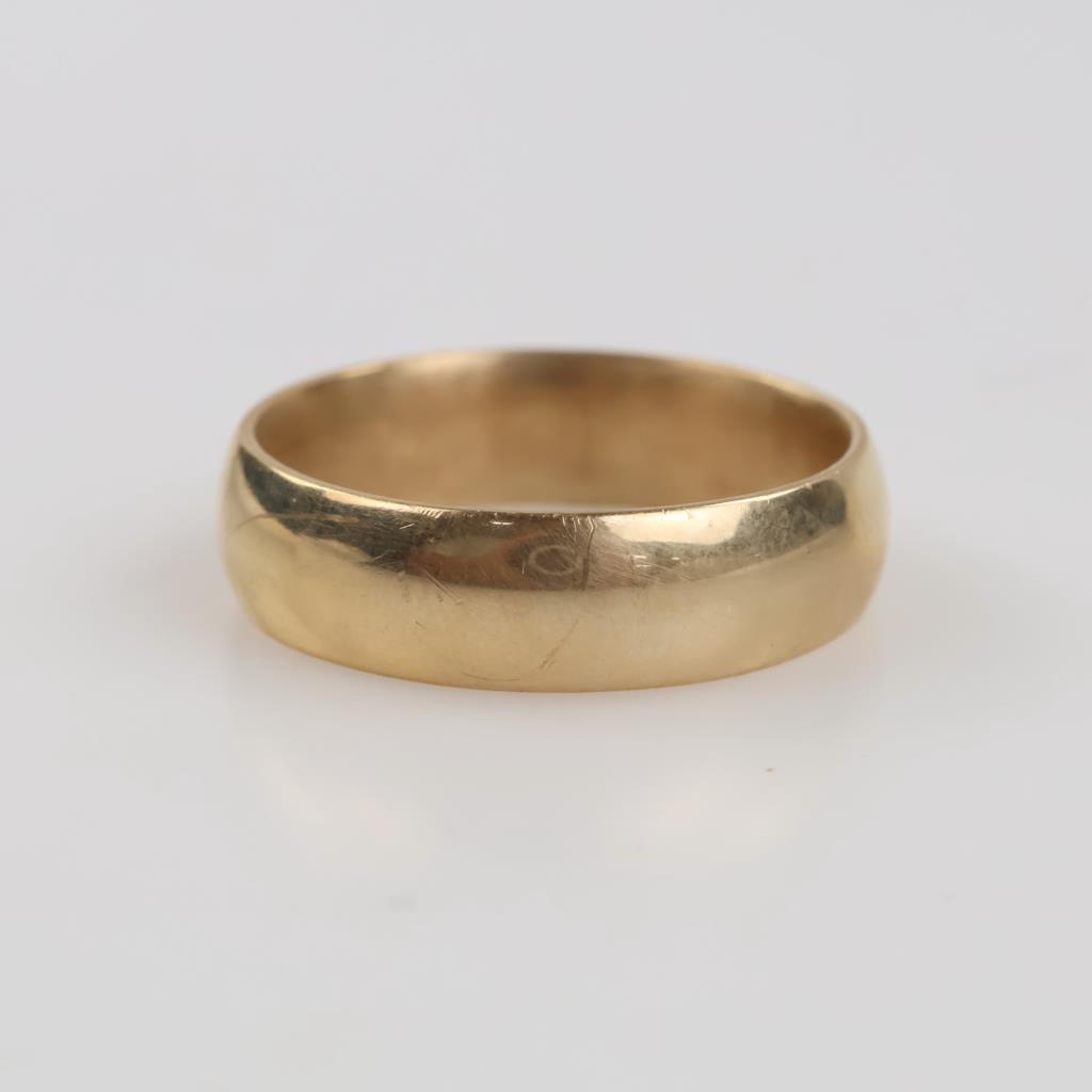 10kt Gold Band