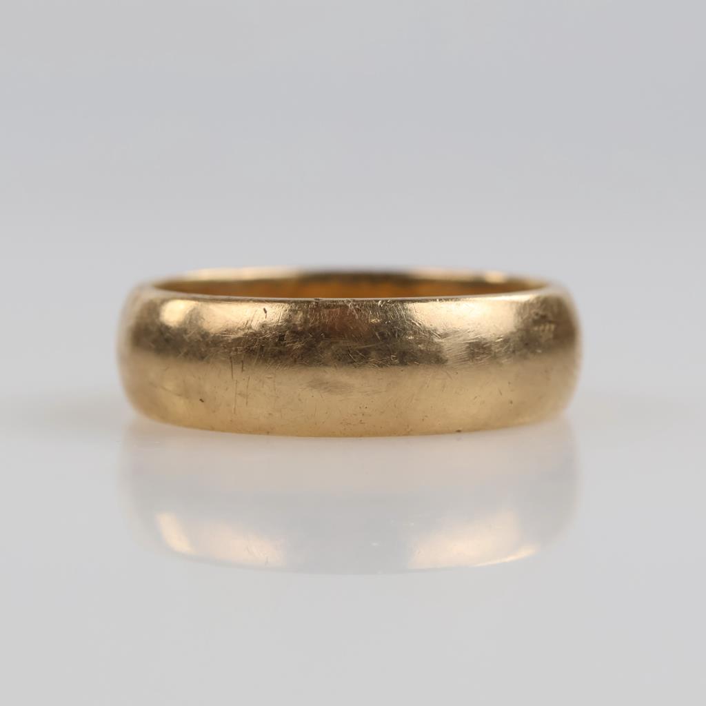 10kt Gold Band