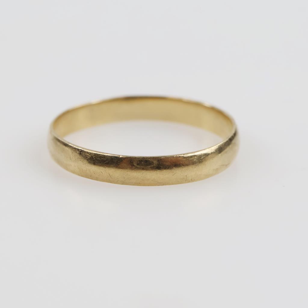 10kt Gold Band