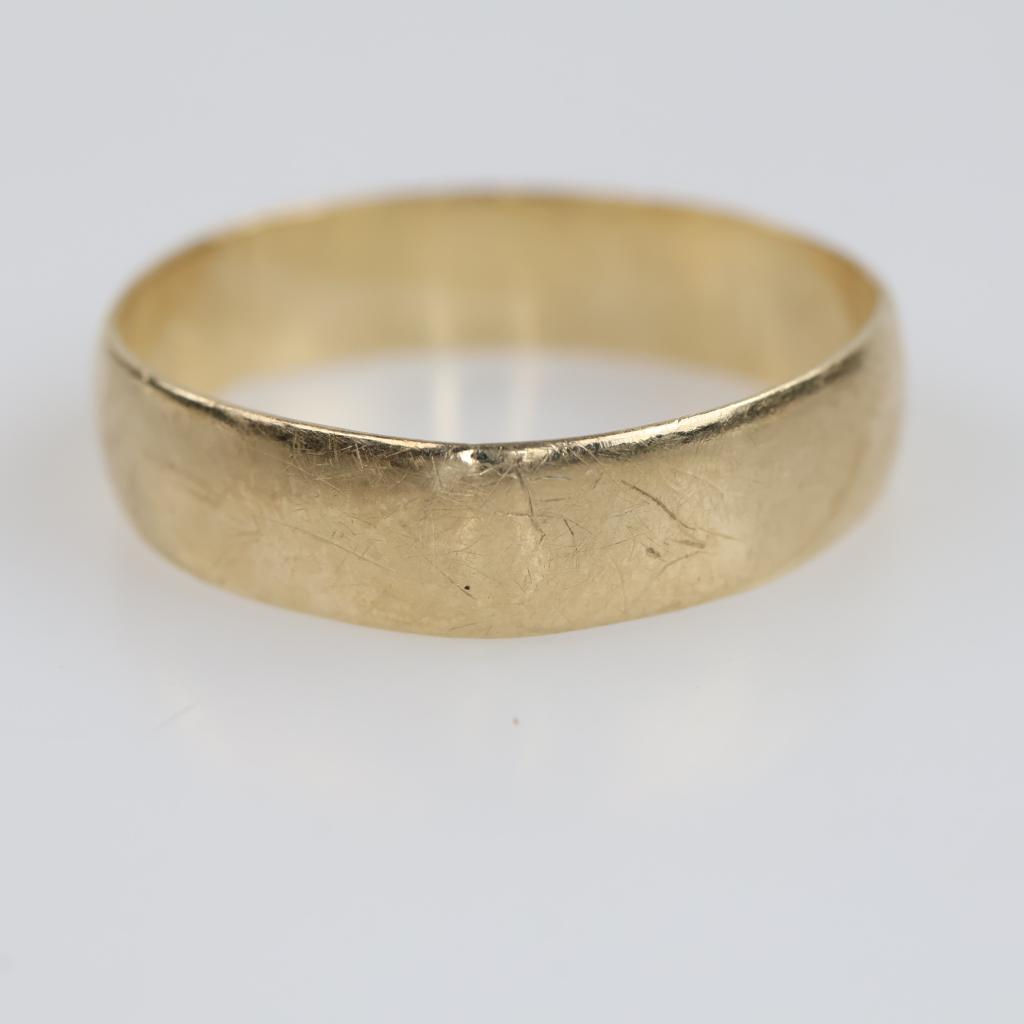 10kt Gold Band