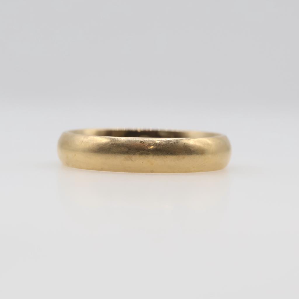 10kt Gold Band