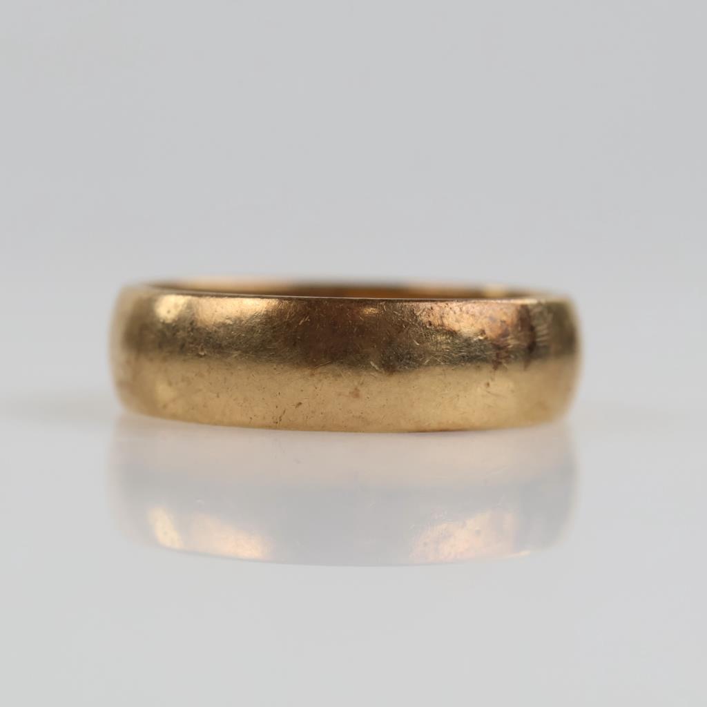 10kt Gold Band