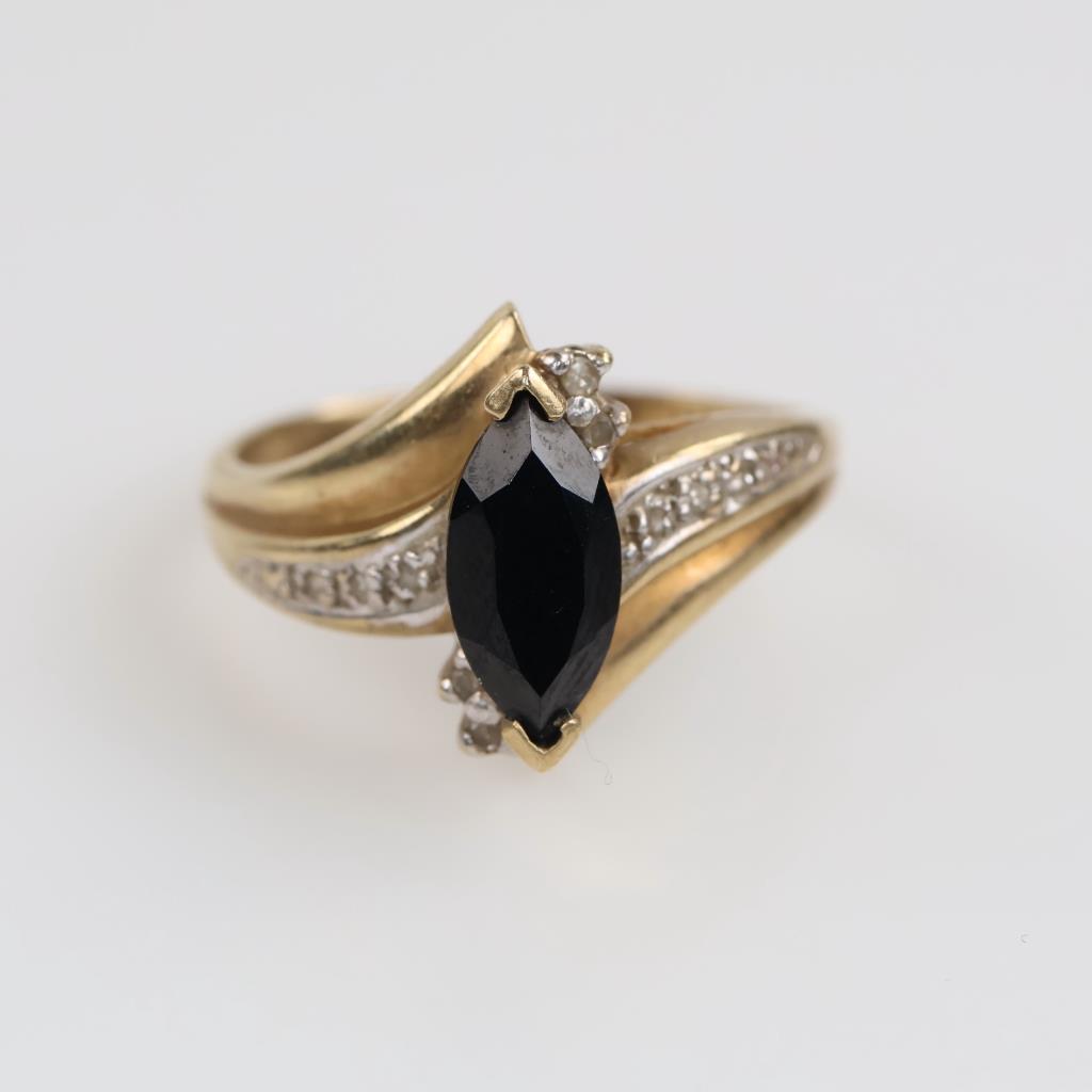10kt Gold Black Stone Diamond Accent Ring
