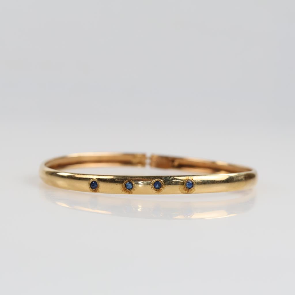 10kt Gold Blue Stone Bangle Semi-Hollow Bracelet