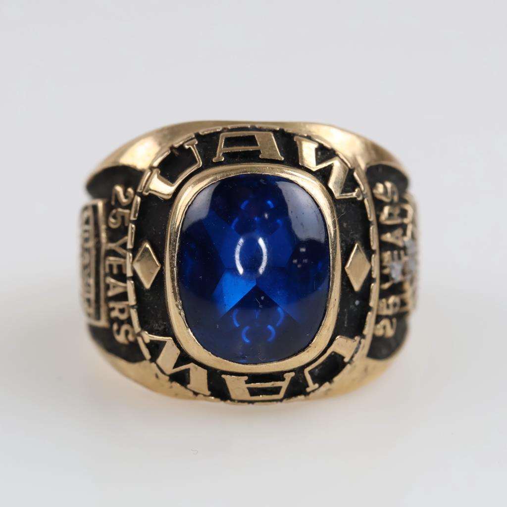 10kt Gold Blue Stone Class Ring