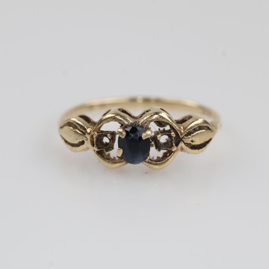 10kt Gold Blue Stone Ring