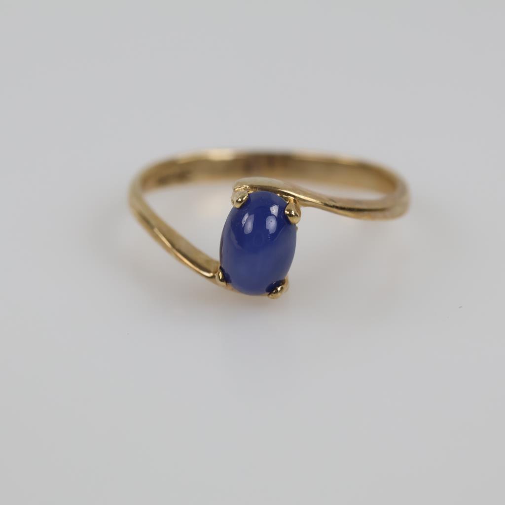 10kt Gold Blue Stone Ring