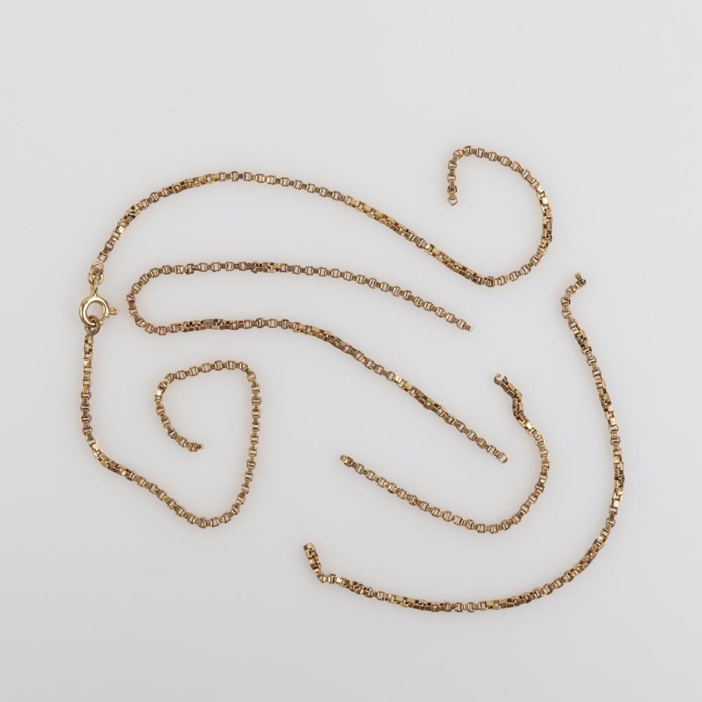 10kt Gold Box Chain Necklace