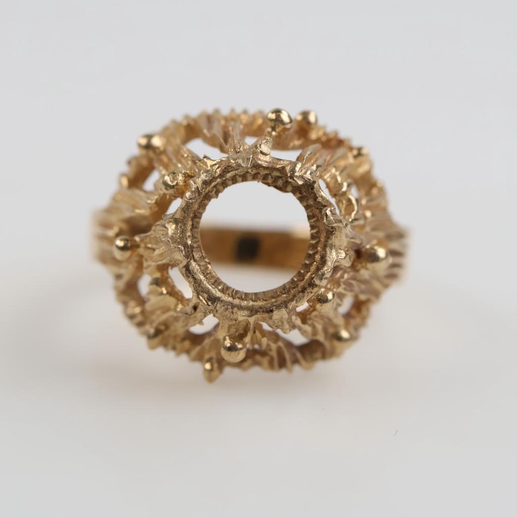 10kt Gold Brutalist Style Open Back Round Bezel Ring Setting