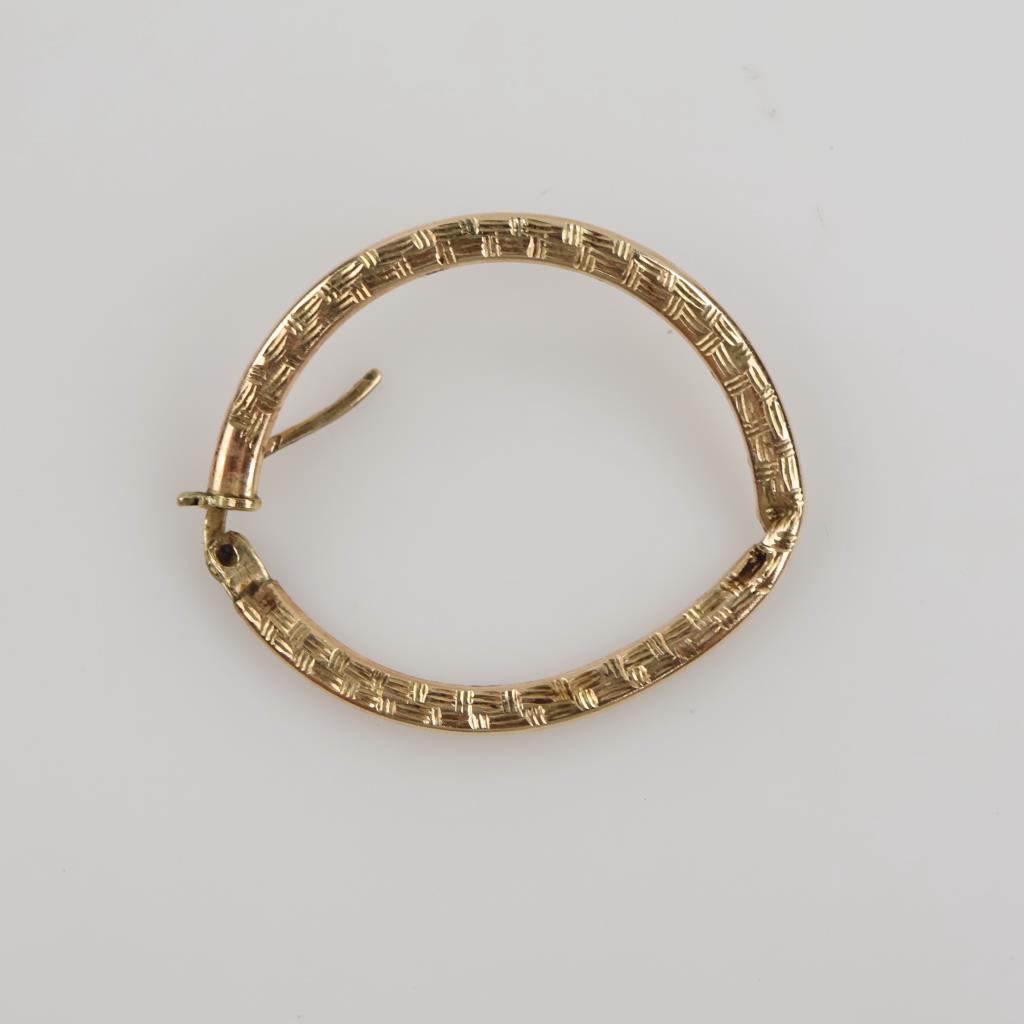 10kt Gold Carved Hollow Hoop Earring