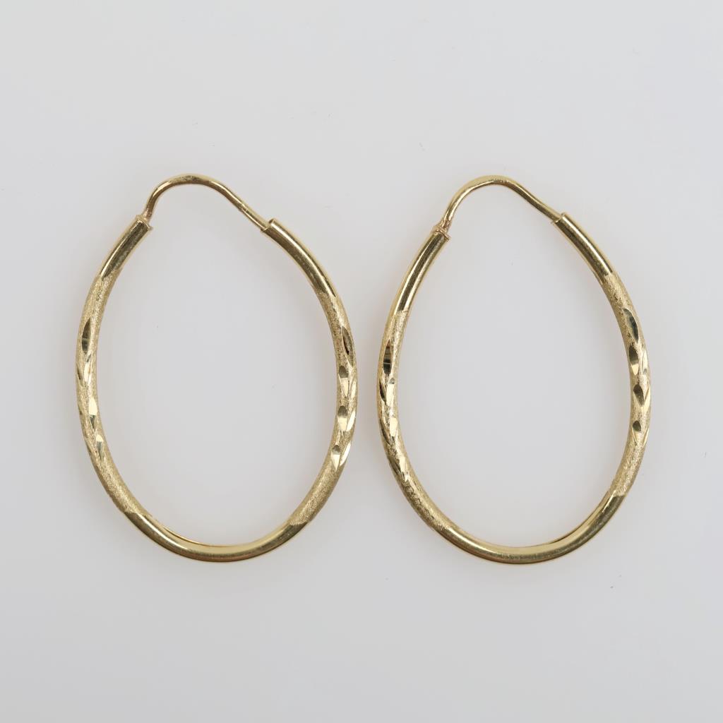 10kt Gold Carved Hollow Hoop Earrings