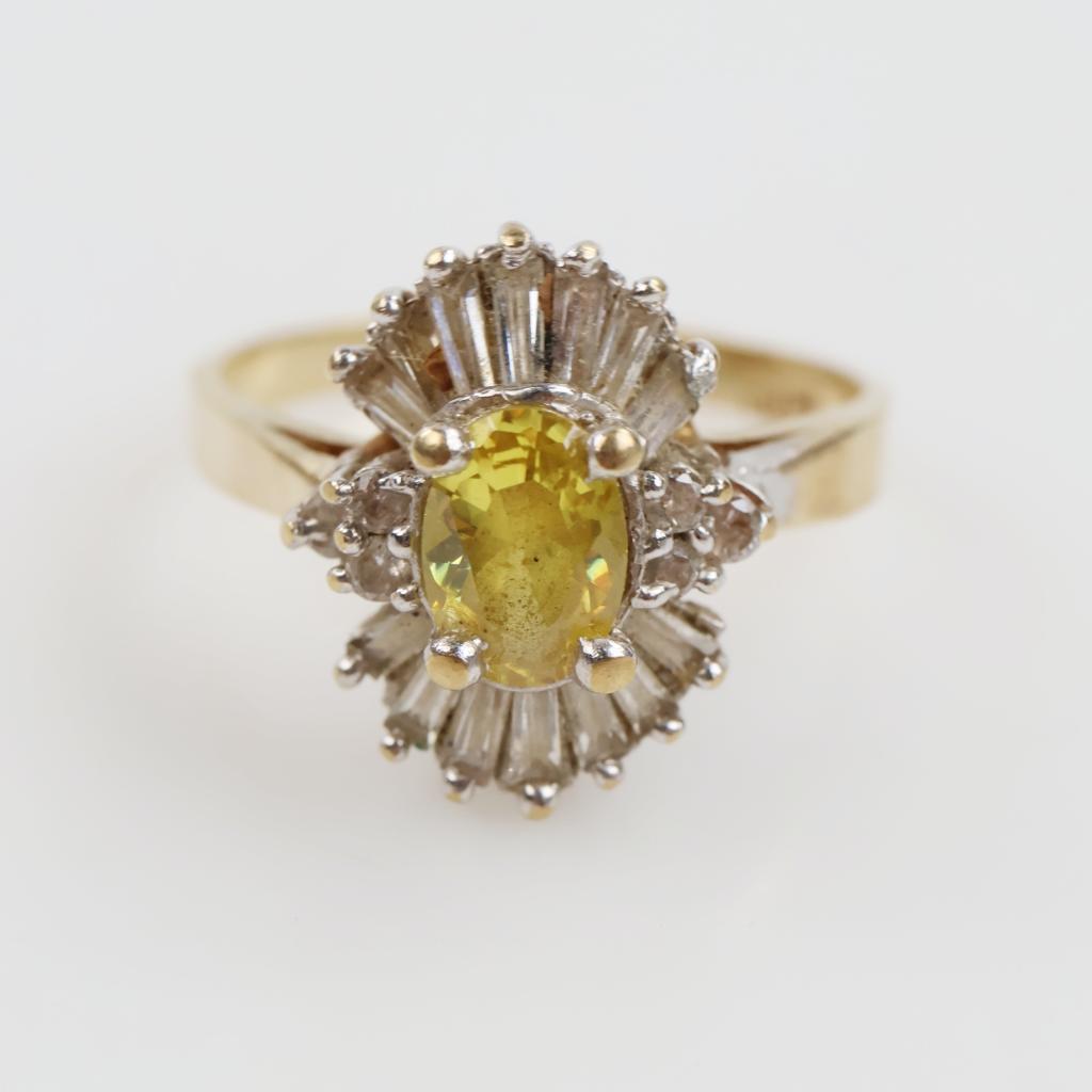 10kt Gold Clear And Yellow Stone Ring