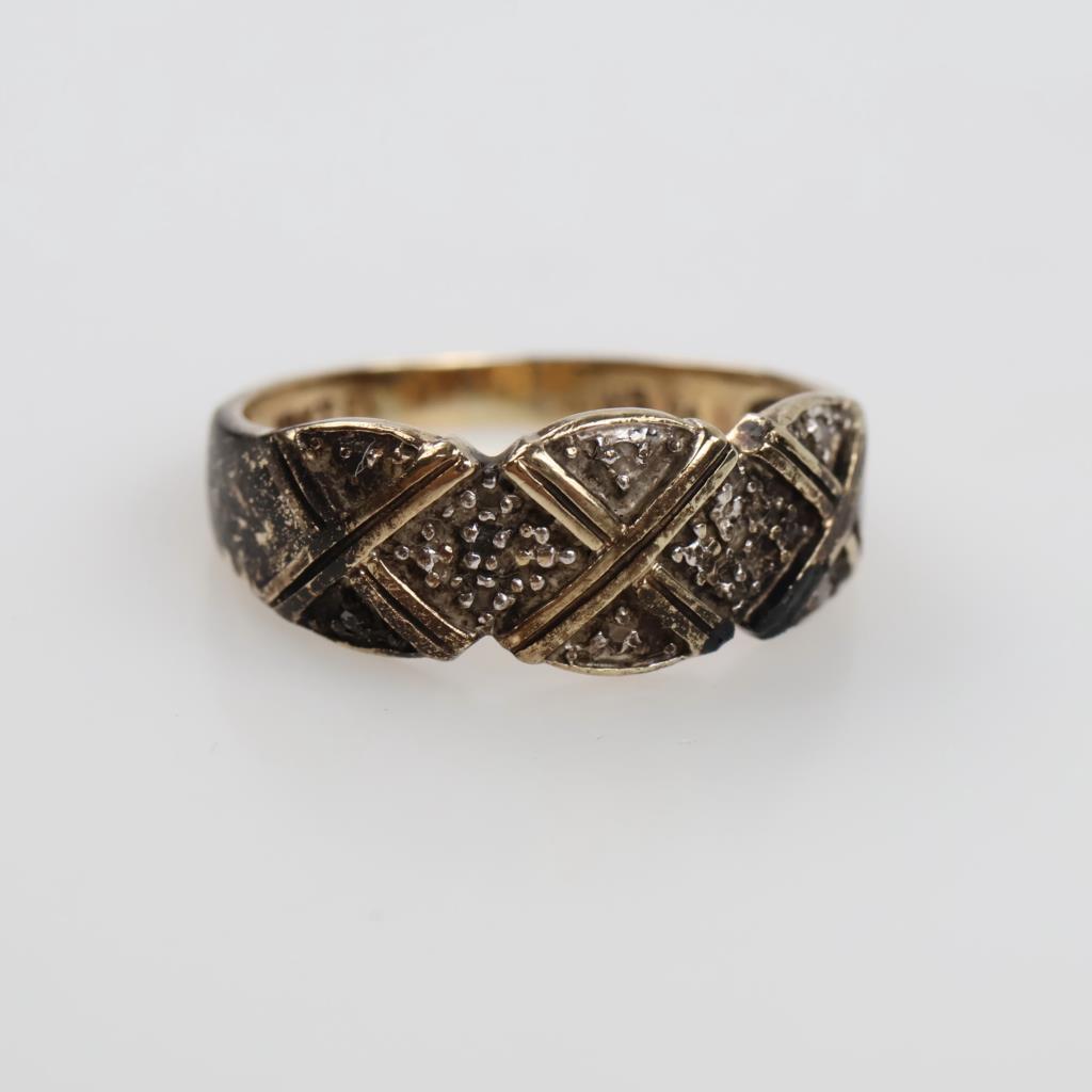 10kt Gold Clear Stone Accent Ring