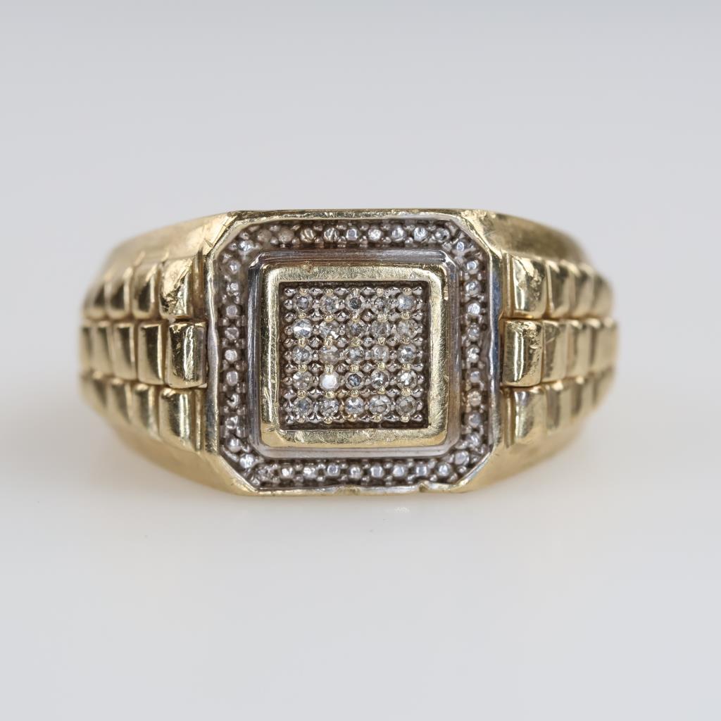 10kt Gold Clear Stone Accent Ring