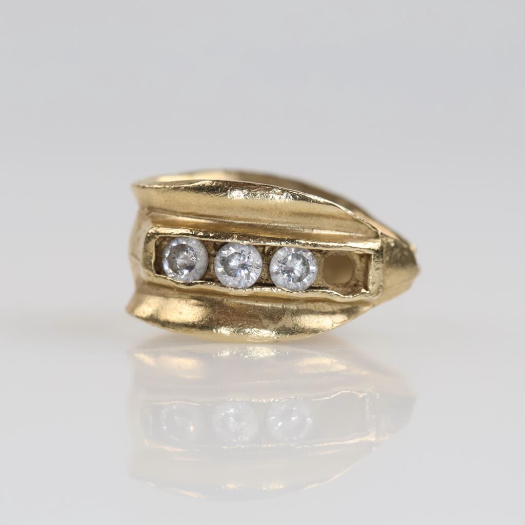 10kt Gold Clear Stone Bail