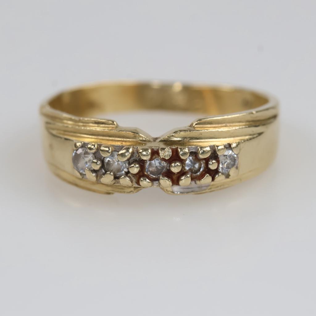 10kt Gold Clear Stone Band