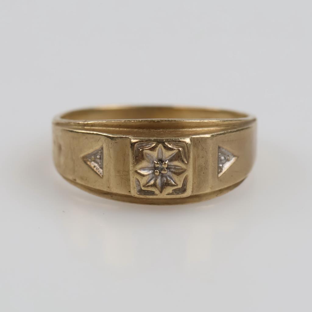10kt Gold Clear Stone Ring