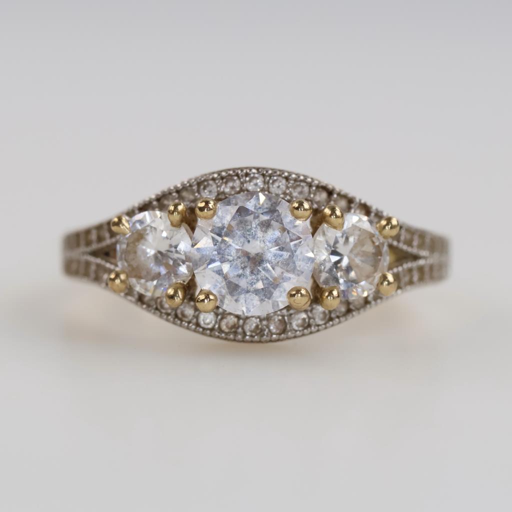 10kt Gold Clear Stone Ring