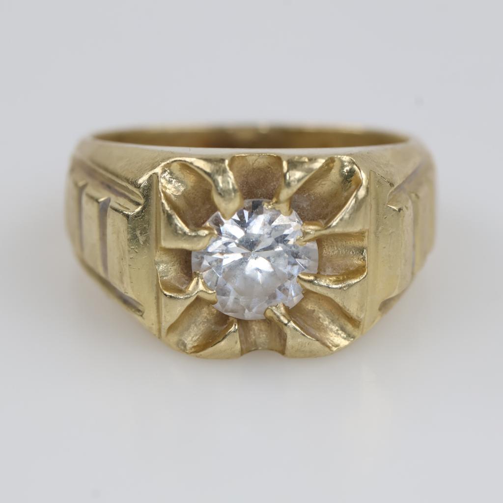 10kt Gold Clear Stone Signet Ring