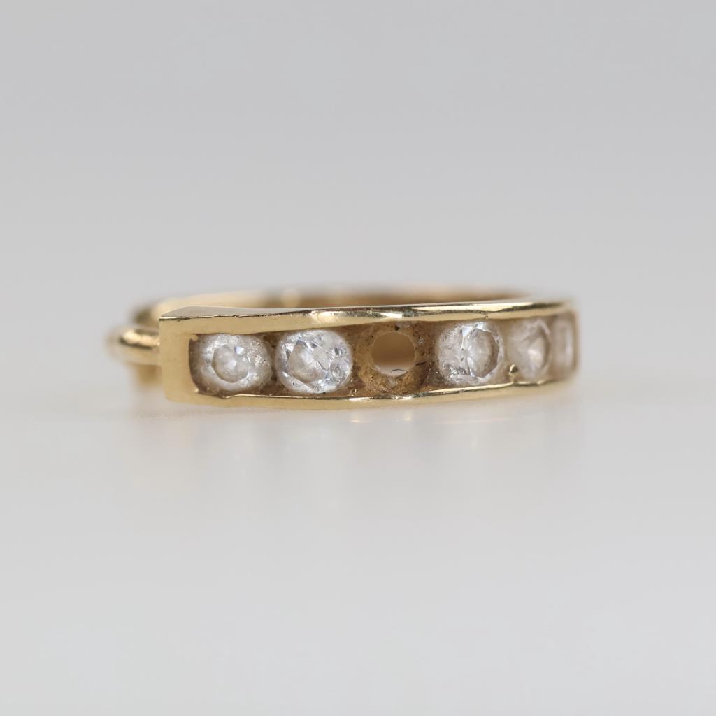 10kt Gold Clear Stone Single Hoop Earring