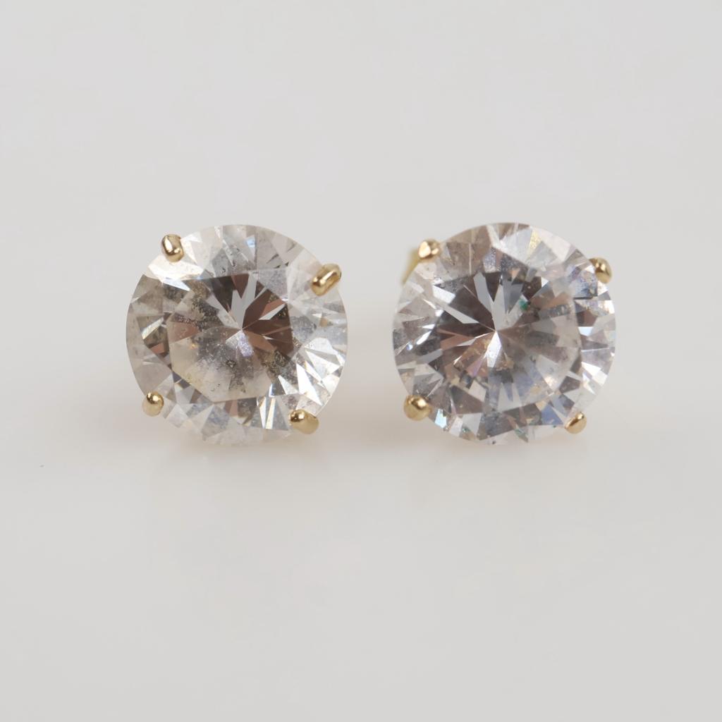 10kt Gold Clear Stone Stud Earrings