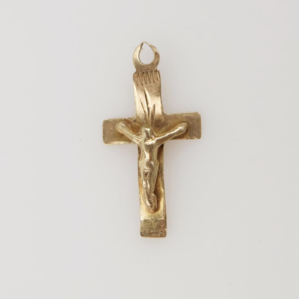 10kt Gold Cross Pendant
