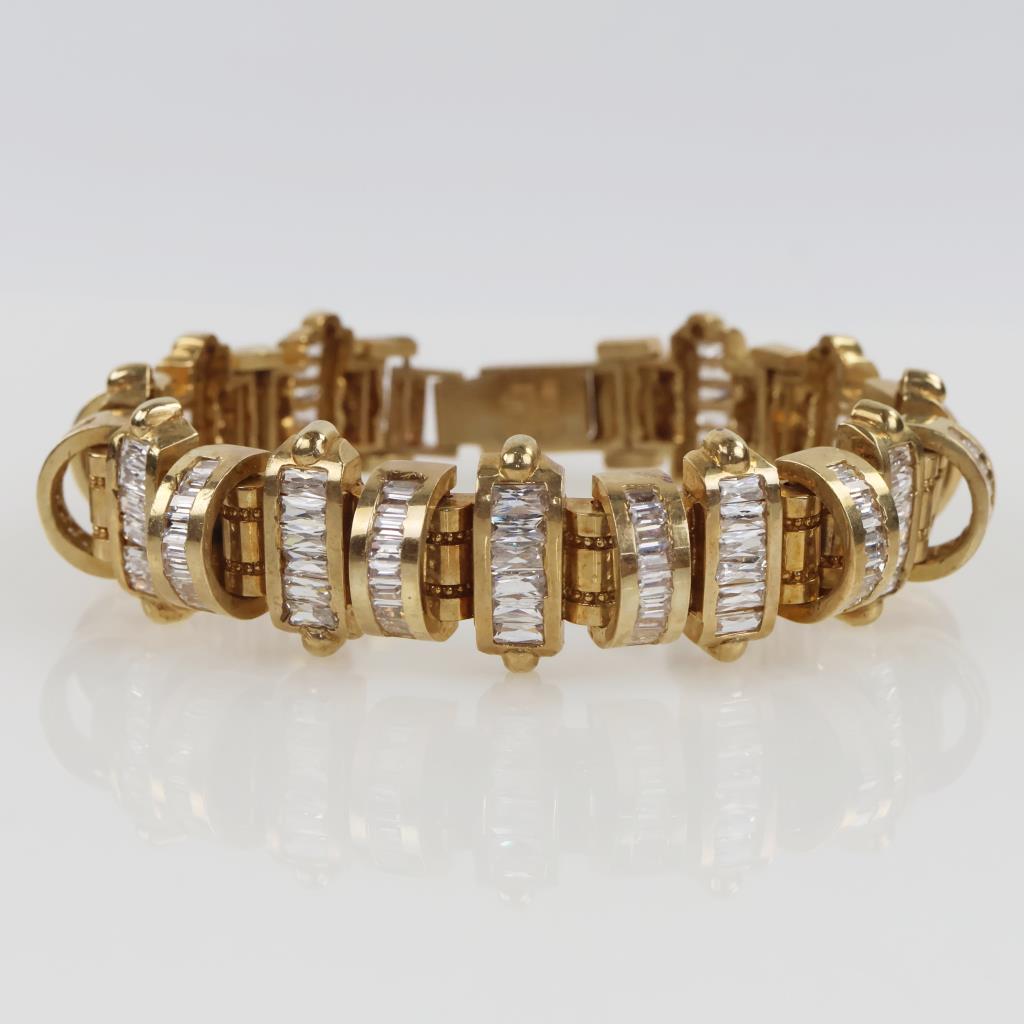 Crystals & 4G Bracelet in Gold