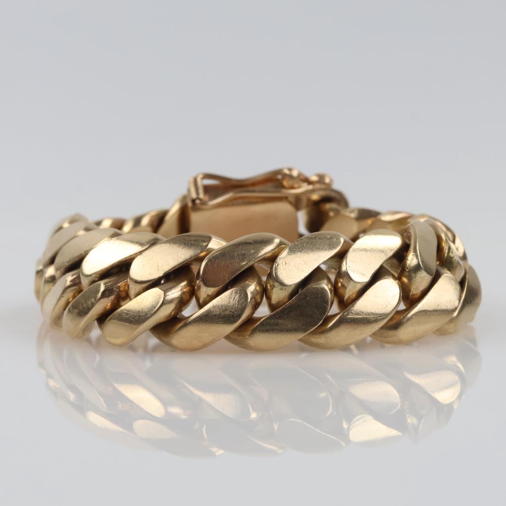 10kt Gold Curb Link Chain Bracelet-Evaluated By Our Certified Gemologist - AGS / GIA