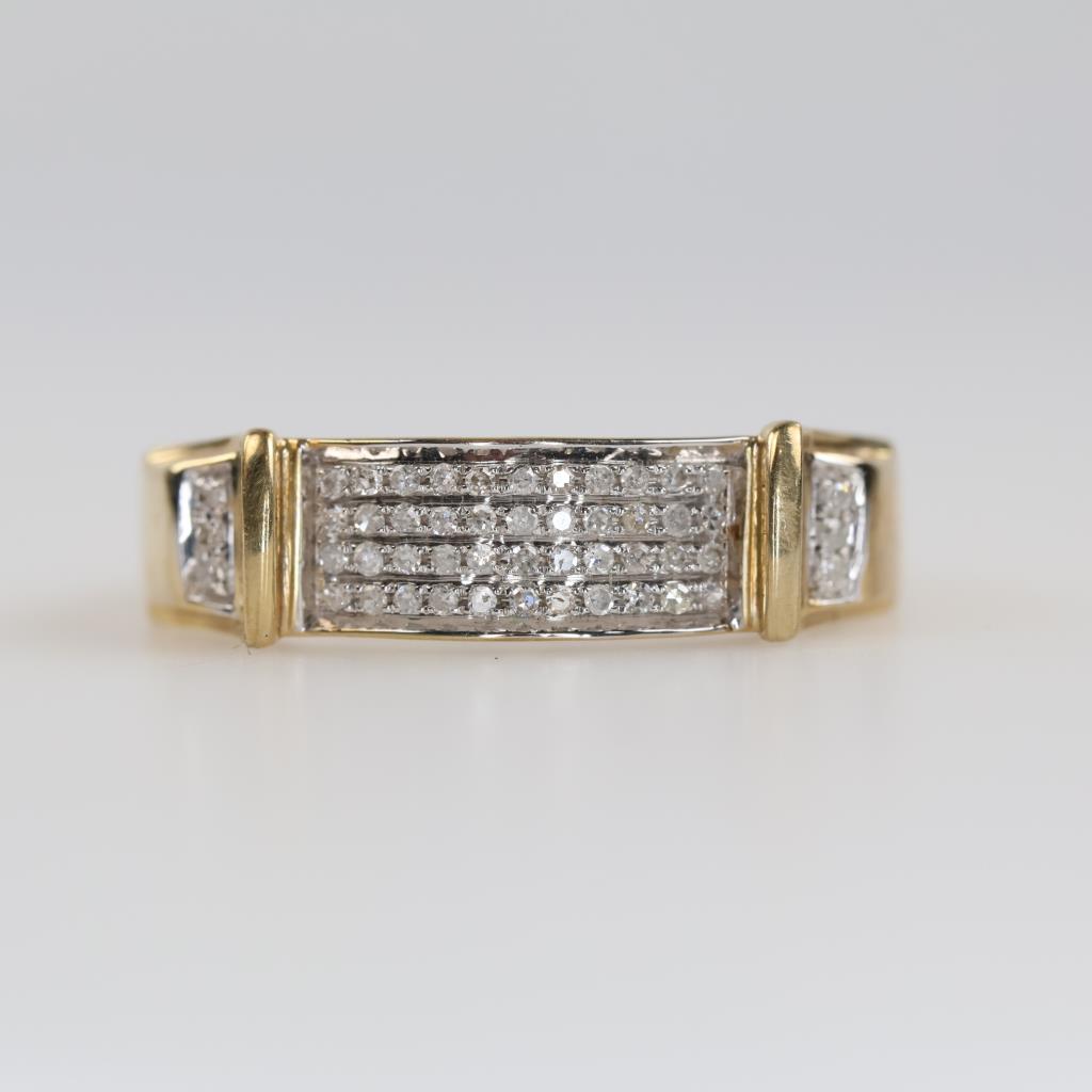 10kt Gold Diamond Accent Ring