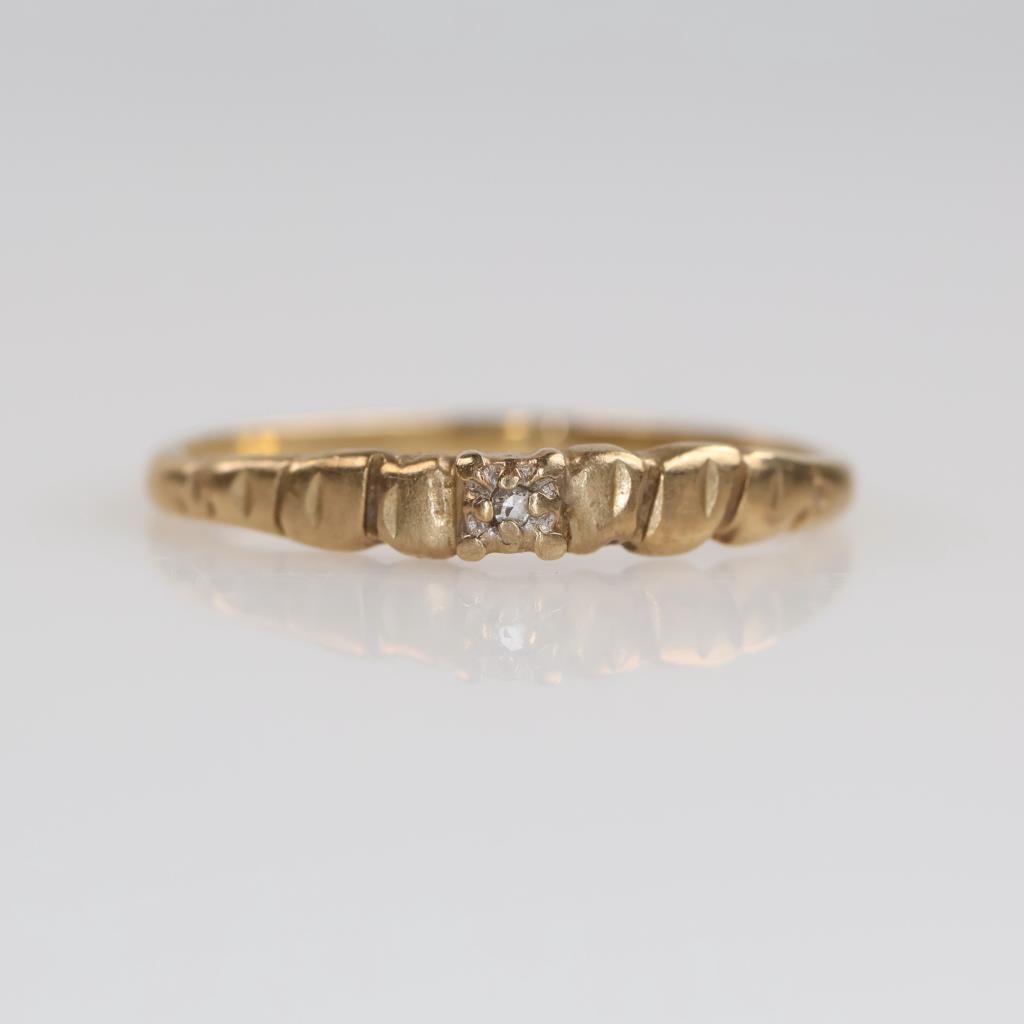 10kt Gold Diamond Band