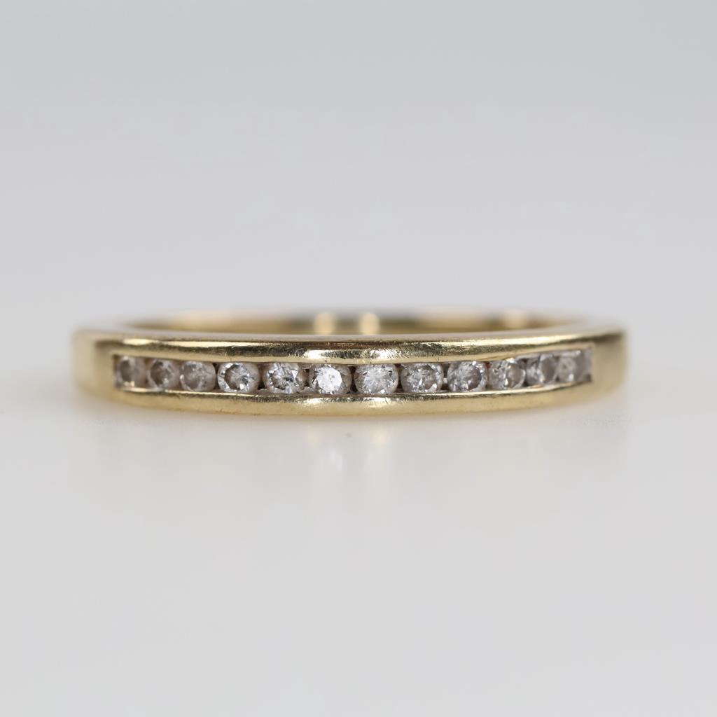 10kt Gold Diamond Band