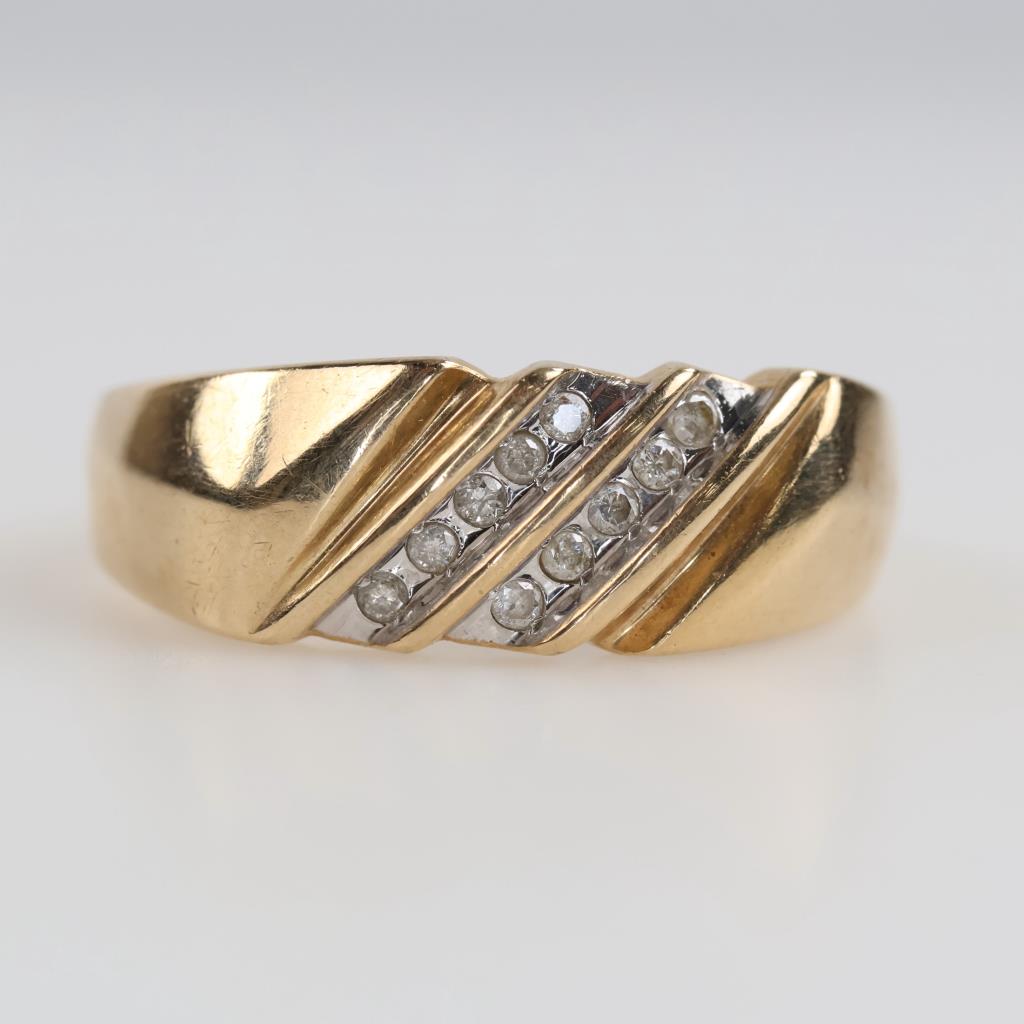 10kt Gold Diamond Band