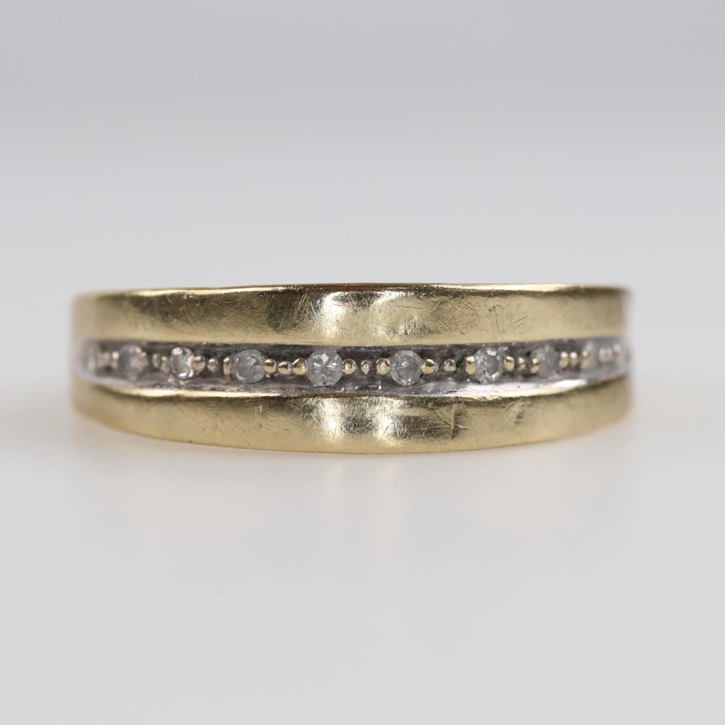 10kt Gold Diamond Band