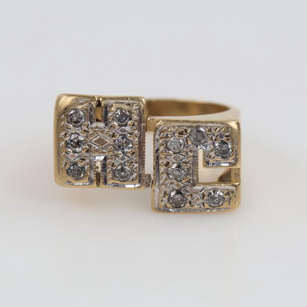 10kt Gold Diamond Initial Ring