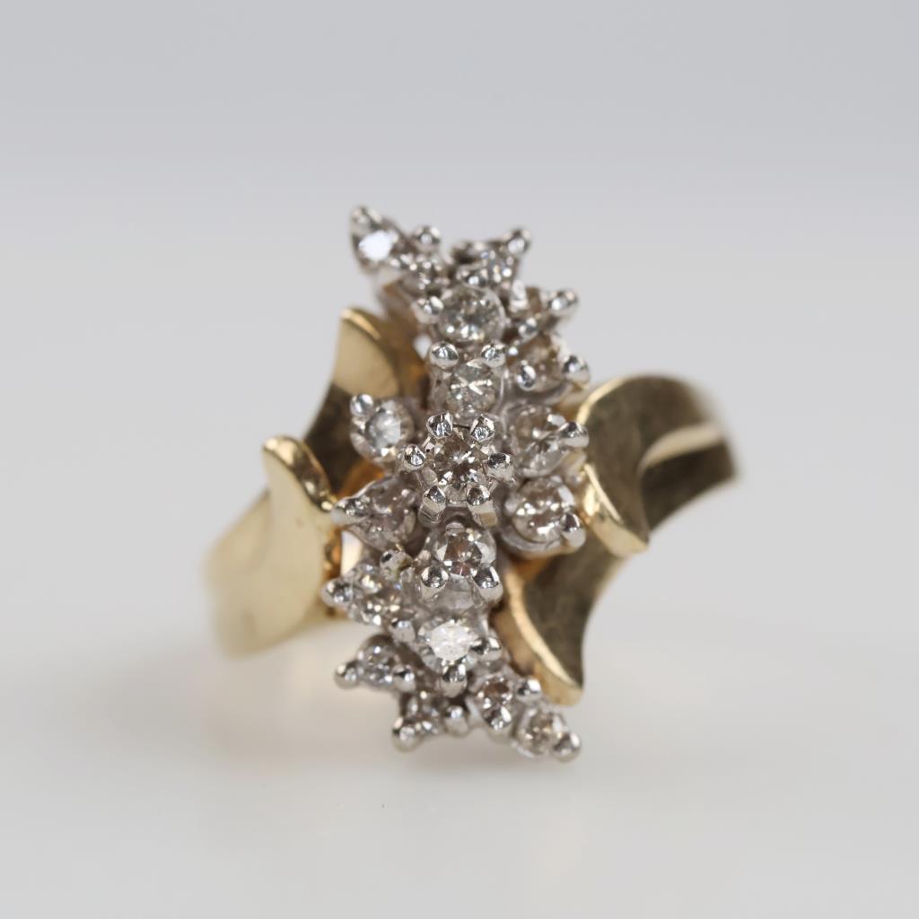 10kt Gold Diamond Ring