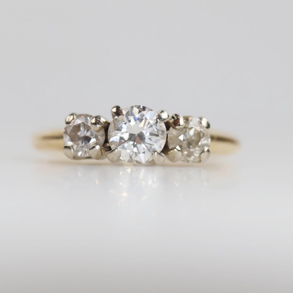 10kt Gold Diamond Ring
