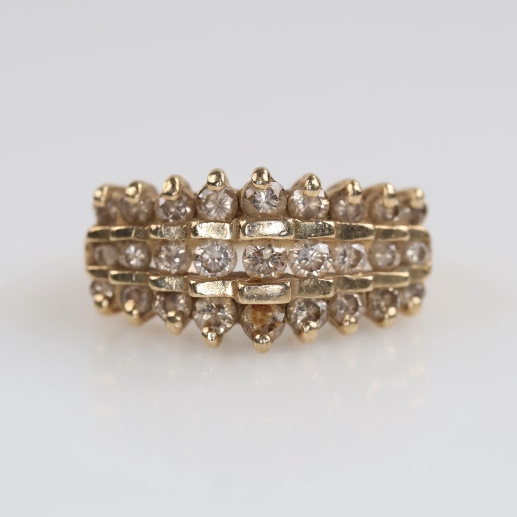 10kt Gold Diamond Ring