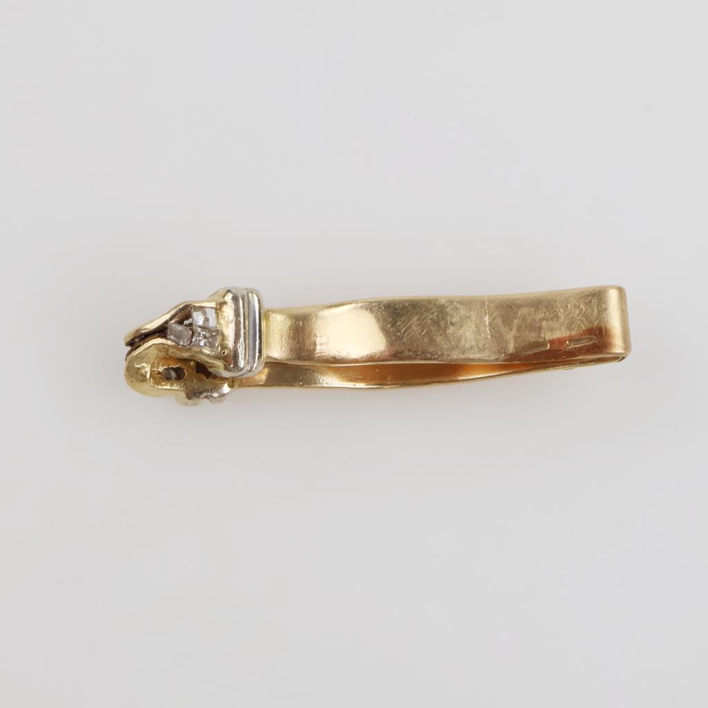 10kt Gold Diamond Ring