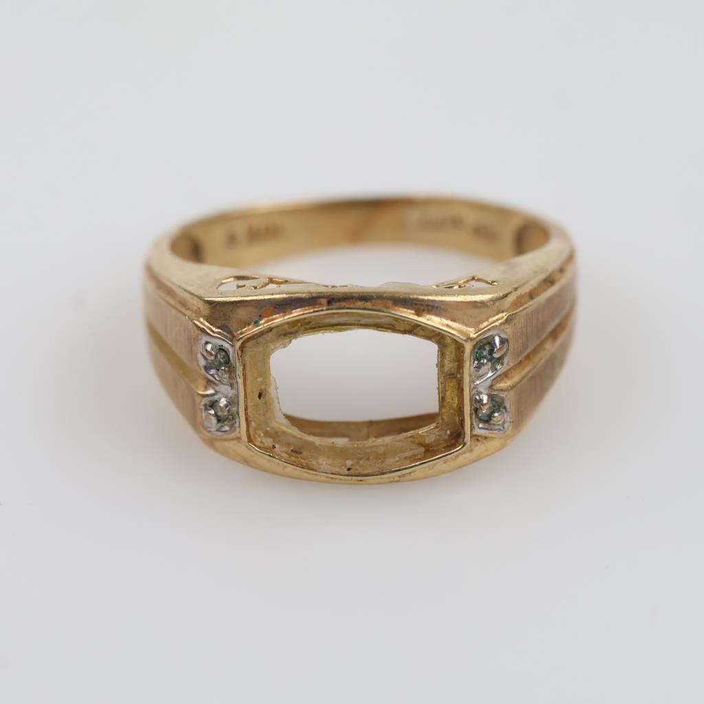 10kt Gold Diamond Ring