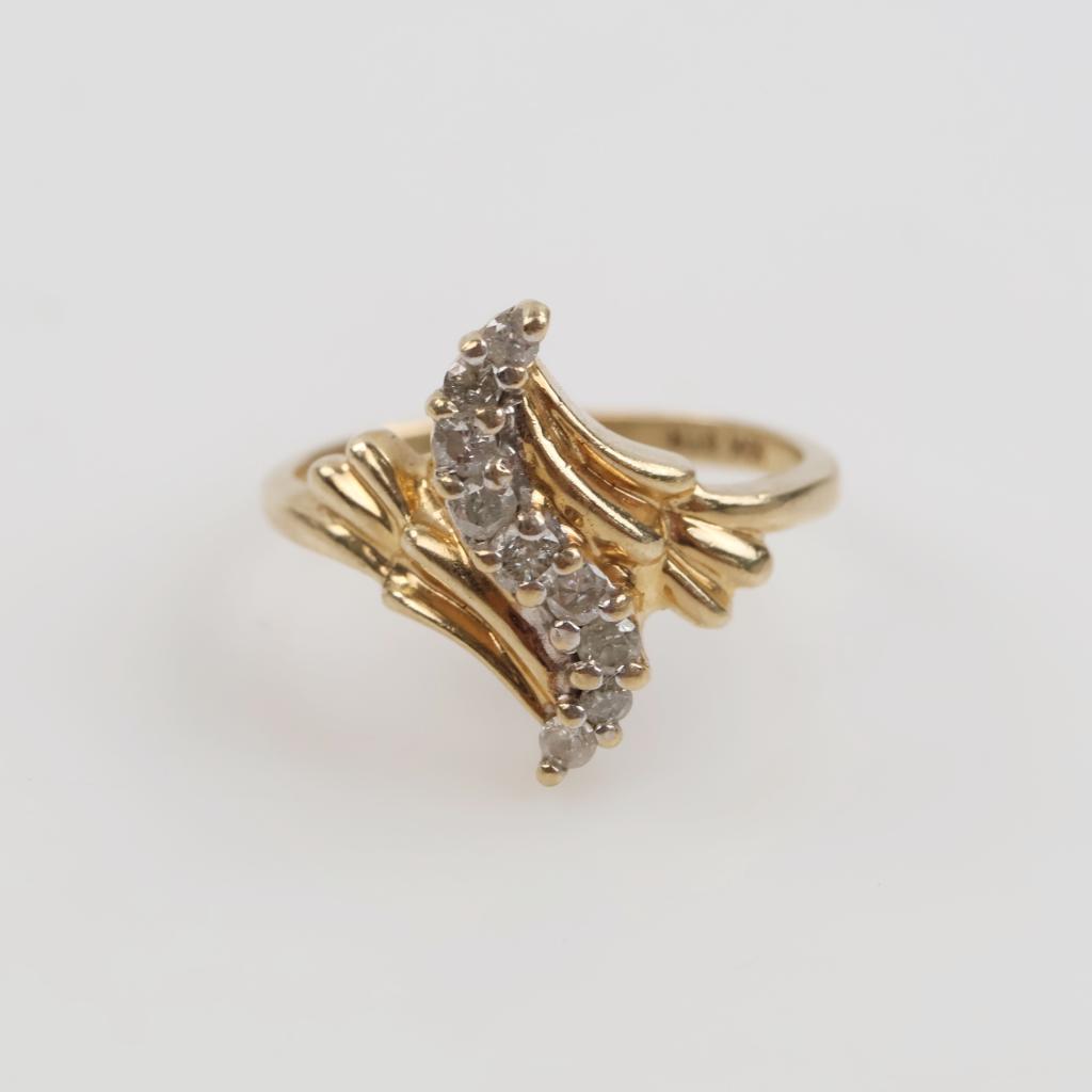 10kt Gold Diamond Ring