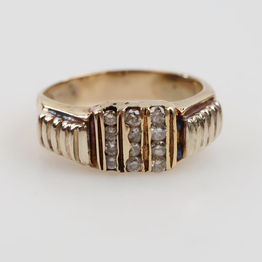 10kt Gold Diamond Ring